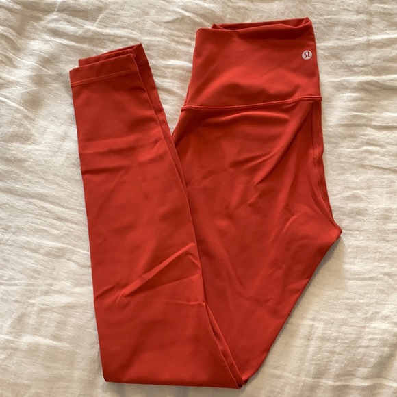Lululemon Wunder Under HR 28" - Picture 1 of 2